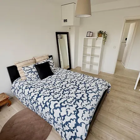 Charming Two Bedroom Flat - Nato - Brüssel Exterior foto